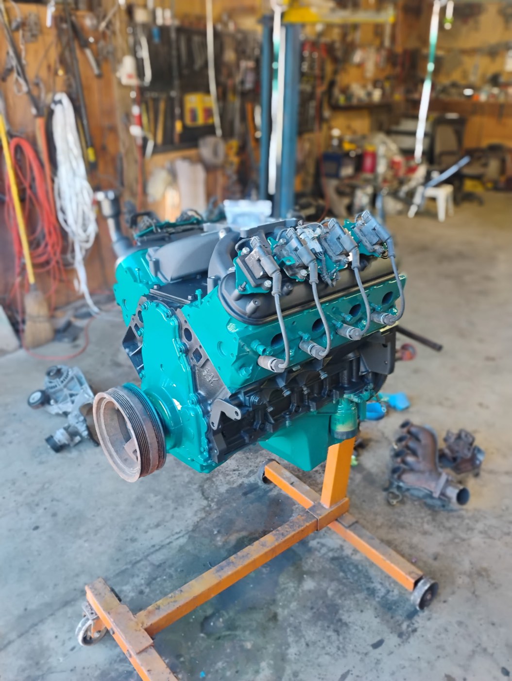 Freshly assembled engine during an active rebuild